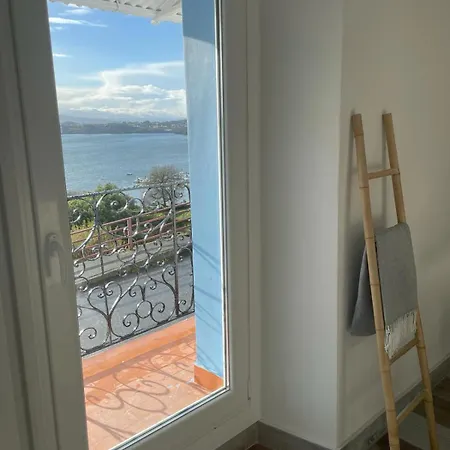 Ventana A La Ria * Ferrol