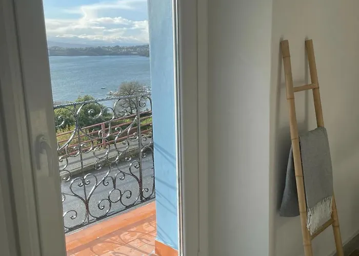 Ventana A La Ria * Ferrol